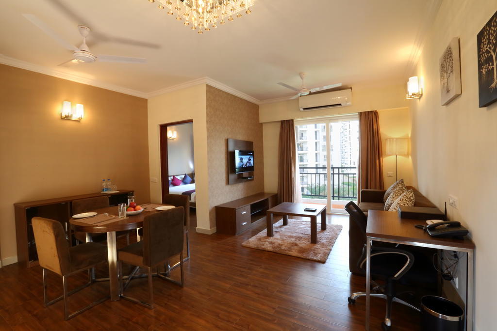 Crest Executive Suites, Whitefield Bangalore Bilik gambar